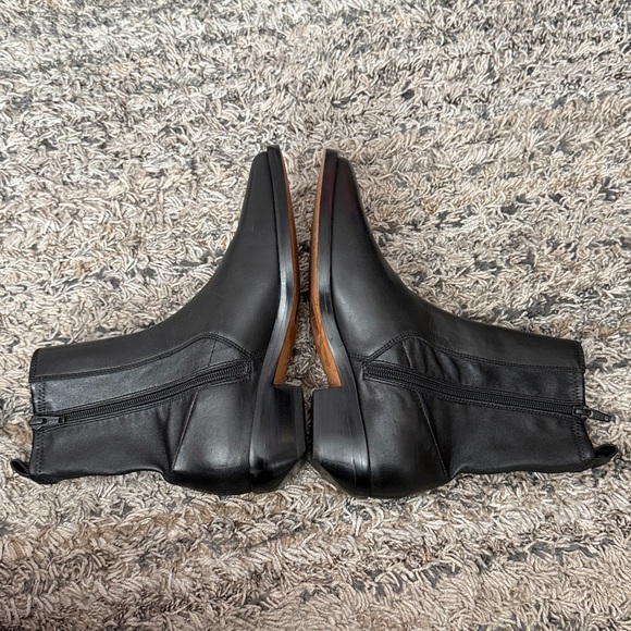 Madewell The Idris Ankle Sleek Black Leather Boots sz 7 - Picture 7 of 12